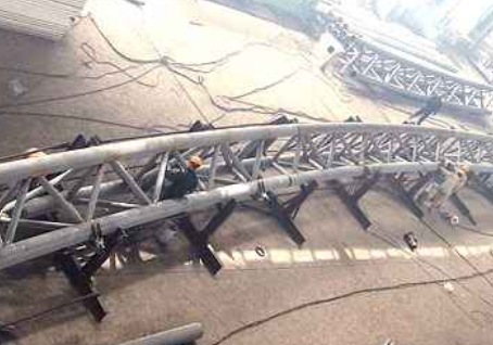 巩留多功能体育馆案例